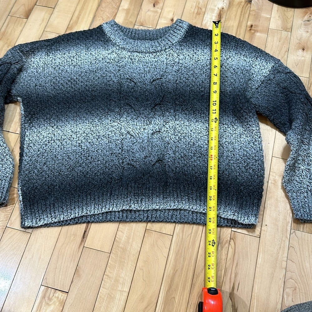 Roots Gradient Sweater - Picture 5 of 7